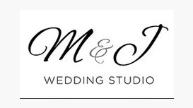 M & J Wedding Studio